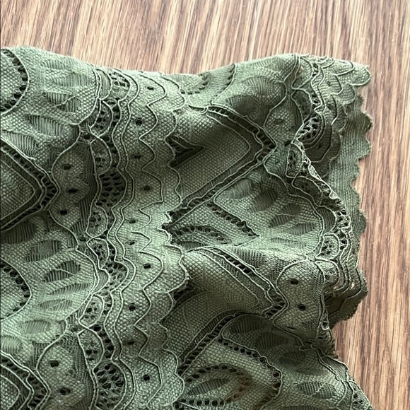 Ultra Pink Olive Lace Blouse - Picture 3 of 6